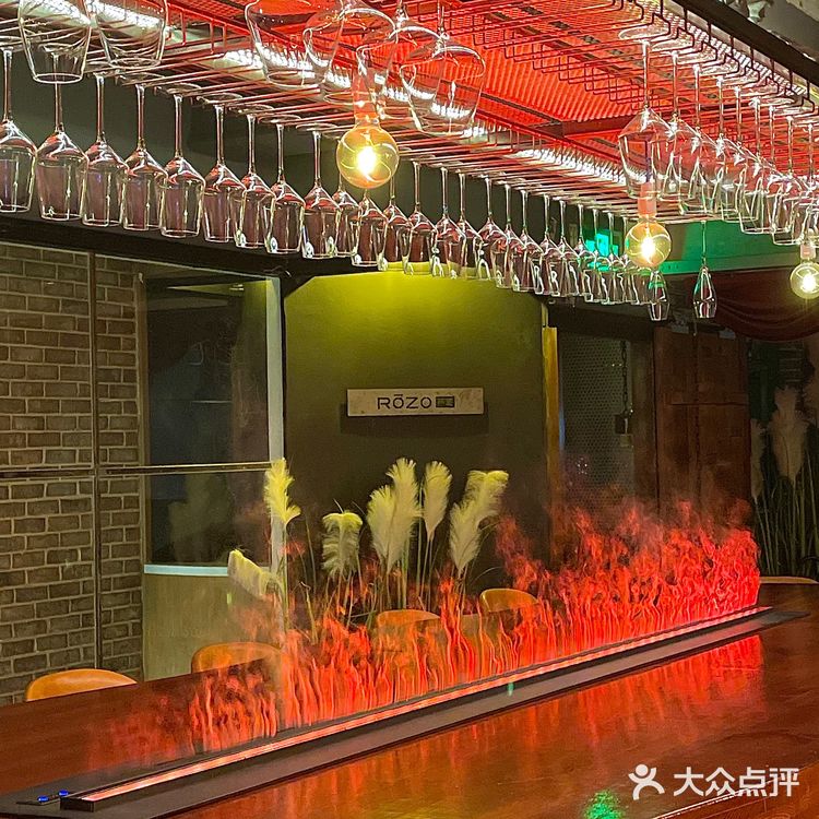 上海超隐蔽小众西餐厅🍷适合深夜小酌一杯🌙