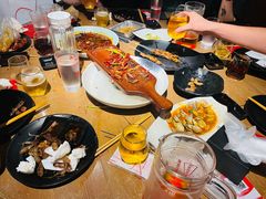 -沪小胖小龙虾(淮海中路旗舰店)