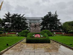 -中共上海市委党校 上海行政学院