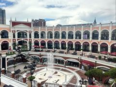 -佛罗伦萨小镇广佛名品奥特莱斯(疏港路店)