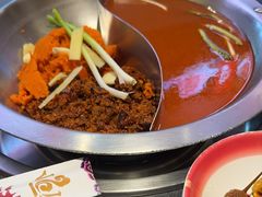 -沸炉重庆老火锅(军事博物馆店)