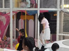 -萨卡屋亲子乐园·餐厅(龙山万物工场店)