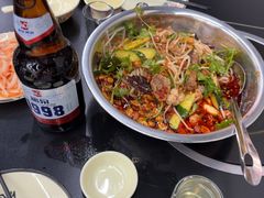 -周良天山牛杂城(天山路总店)