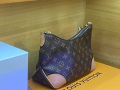 -沐渔二手奢侈品黄金手表包包回收·中古店(广州塔店)