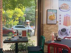 大堂-左记港食(融科天城店)