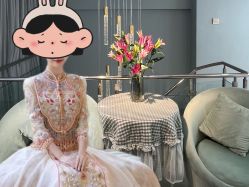 -衣贝姿婚纱礼服馆
