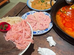 -周小明火锅(黑金冠社区店)