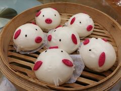特色猪仔包-稻香酒家·33年老字号·港式粤菜(富邦中心店)