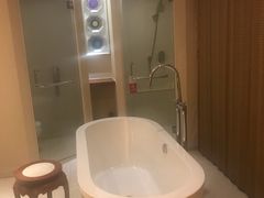 -三亚亚龙湾雅高美爵酒店