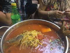 -苗湘食府(十年店)