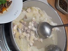 -池云涧自然椰子鸡(万泰汇店)