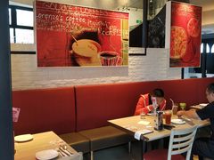 大堂-必胜客(大坪英利店)