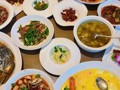 -沁香庭中餐厅·川粤菜(重庆高新假日酒店)