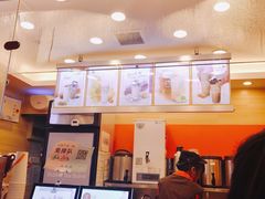 -CoCo都可(光谷天地店)