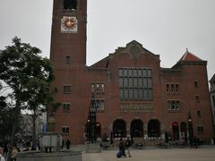 -De Bijenkorf百货公司