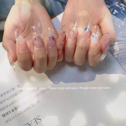 -花系美·美甲美睫精品店