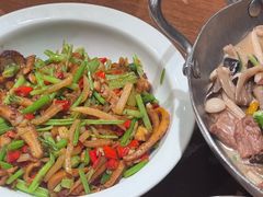 -老湘村·湖南土菜(天河维多利店)