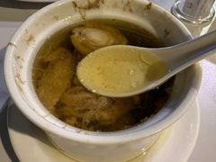 -香港新发烧腊茶餐厅(水围店)