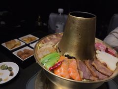烧肉什锦锅-鼓楼东街老火锅(鼓楼店)