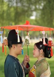 -青禾蒙娜丽莎婚纱摄影(武汉总店)