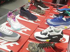 -上海置地广场(南京东路店)
