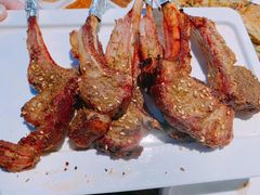 苏尼特秘制烤羊排-三个蒙古大叔羊肉串(大宁店)
