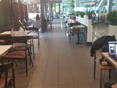 大堂-肯德基(成都机场T2到达精选店)