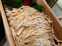 峨眉山雪花笋-盡膳口福跷脚牛肉火锅(合生汇购物中心店)