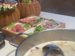 -煲王粤菜餐厅(中侨中心店)