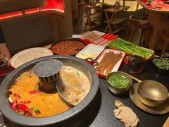 -晓宇重庆火锅(西安荟聚店)