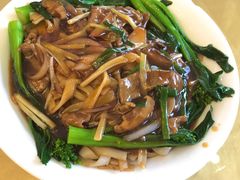 湿炒牛河-濠江渔港酒楼(湾仔海鲜街，会展中心店)
