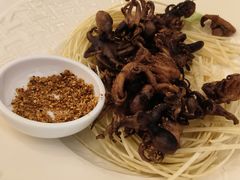 -品海楼·大连海胆锅贴馆(东港店)