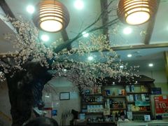 -青瓦餐厅·生鱼片·韩园烤肉(西塔店)