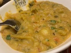 -香巴拉云南餐厅(华莱坞店)