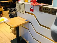 -满记甜品(巴黎春天宝山店)