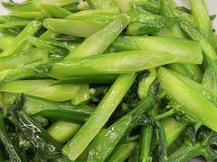 炒芥兰-轩记海鲜餐厅·四十五年老字号·经典粤菜(西区彩虹店)
