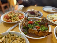-天乐农家鱼头王(天目湖店)