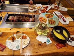 -河坝烧烤串城(金达莱店)