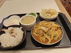 -大食代美食广场(上海中心店)