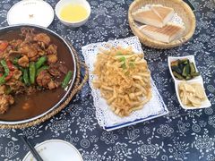 -八两八金·莱芜特色炒鸡(市南漳浦路店)