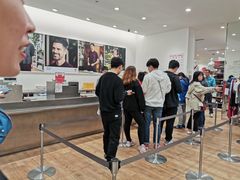 -优衣库(郑州丹尼斯大卫城店)