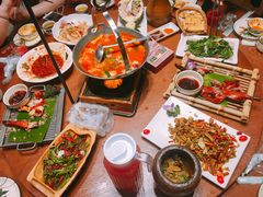 -老滇山寨•云南特色菜•地方菜•民族风情歌舞表演(金碧店)