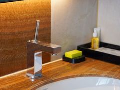 -青岛富力艾美酒店