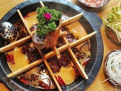 -巴九门重庆老火锅(光大店)