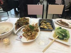 -覃记海鲜美食餐厅