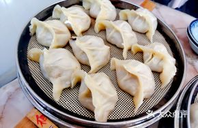 Shrimp-filled Soup Dumplings