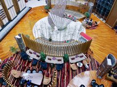 -上海滴水湖皇冠假日酒店