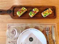 -Mark&Mars Restaurant