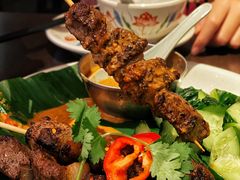 -大头虾越式风味餐厅(光明广场店)