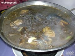 茶树菇烧排骨-熙春园餐厅